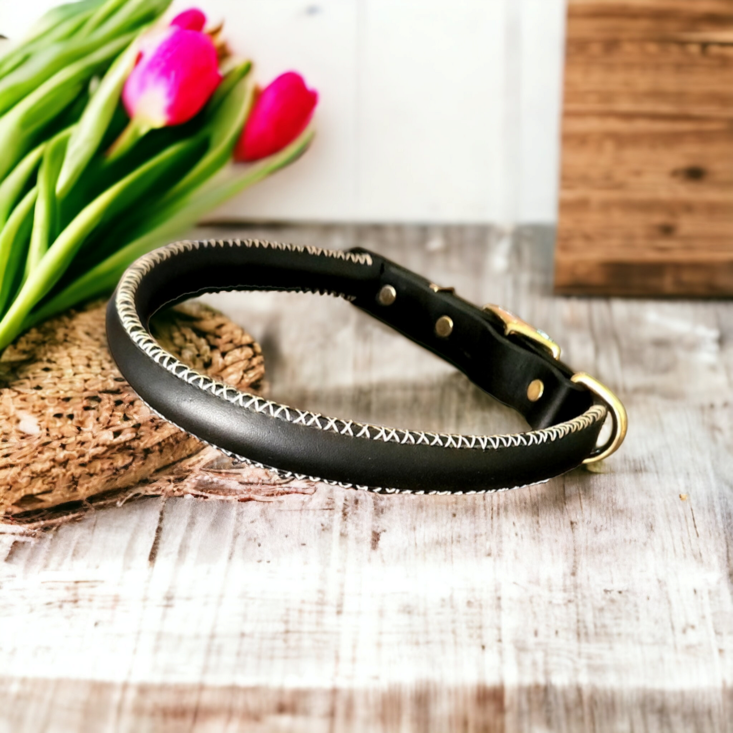 Rolled country style collars