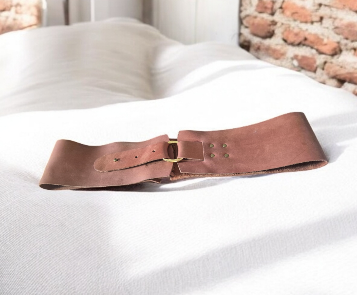 10cm wide waist belts with corset tie backing