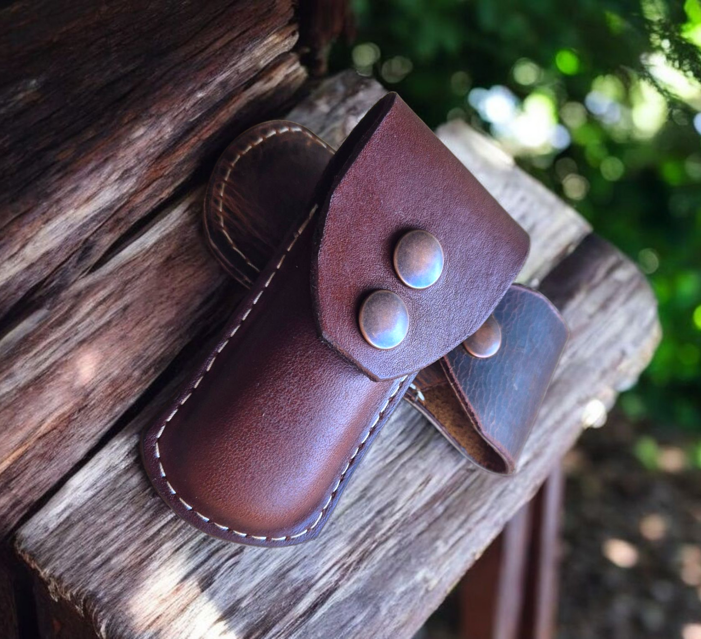 2 Snap Small leather sheath