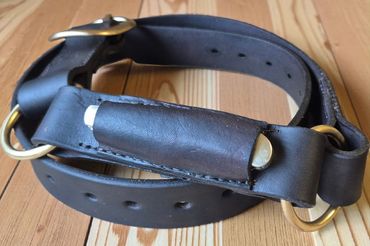 Hobble belt with knife pouch