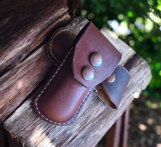 2 Snap Small leather sheath