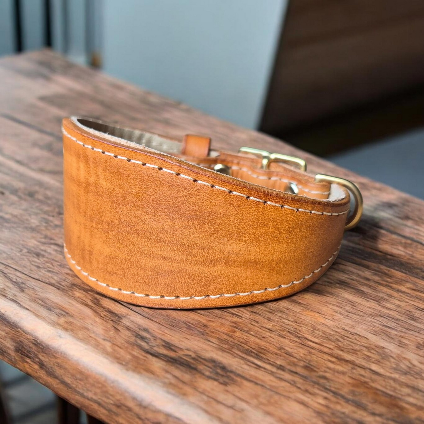 Lined leather hound collars