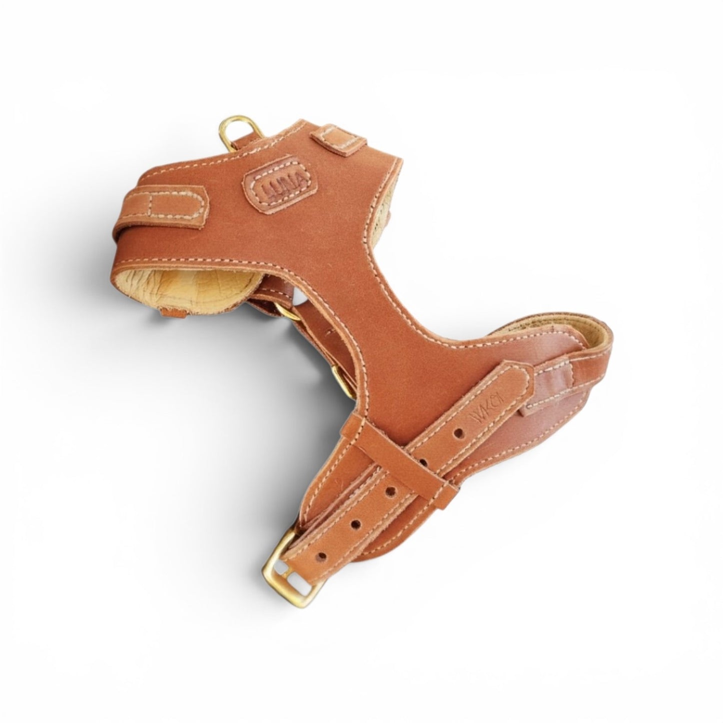Leather dog harness in soft tan