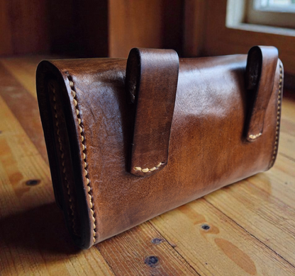 Leather belt pouch with Belt Loop