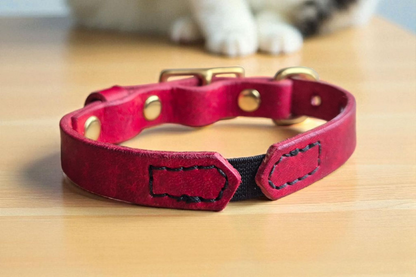 Stretch away leather Cat collars with elastic